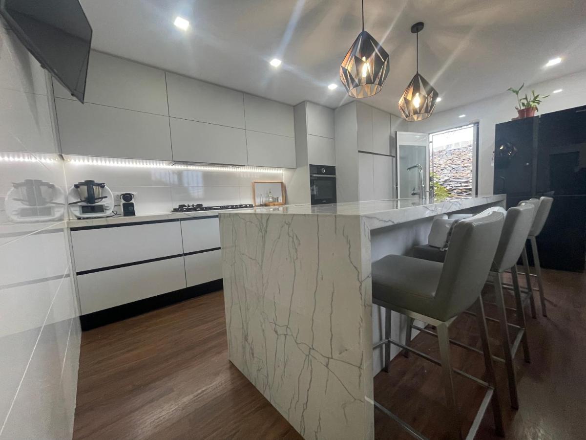Chalet Exclusivo Bonalba Alicante Exteriör bild