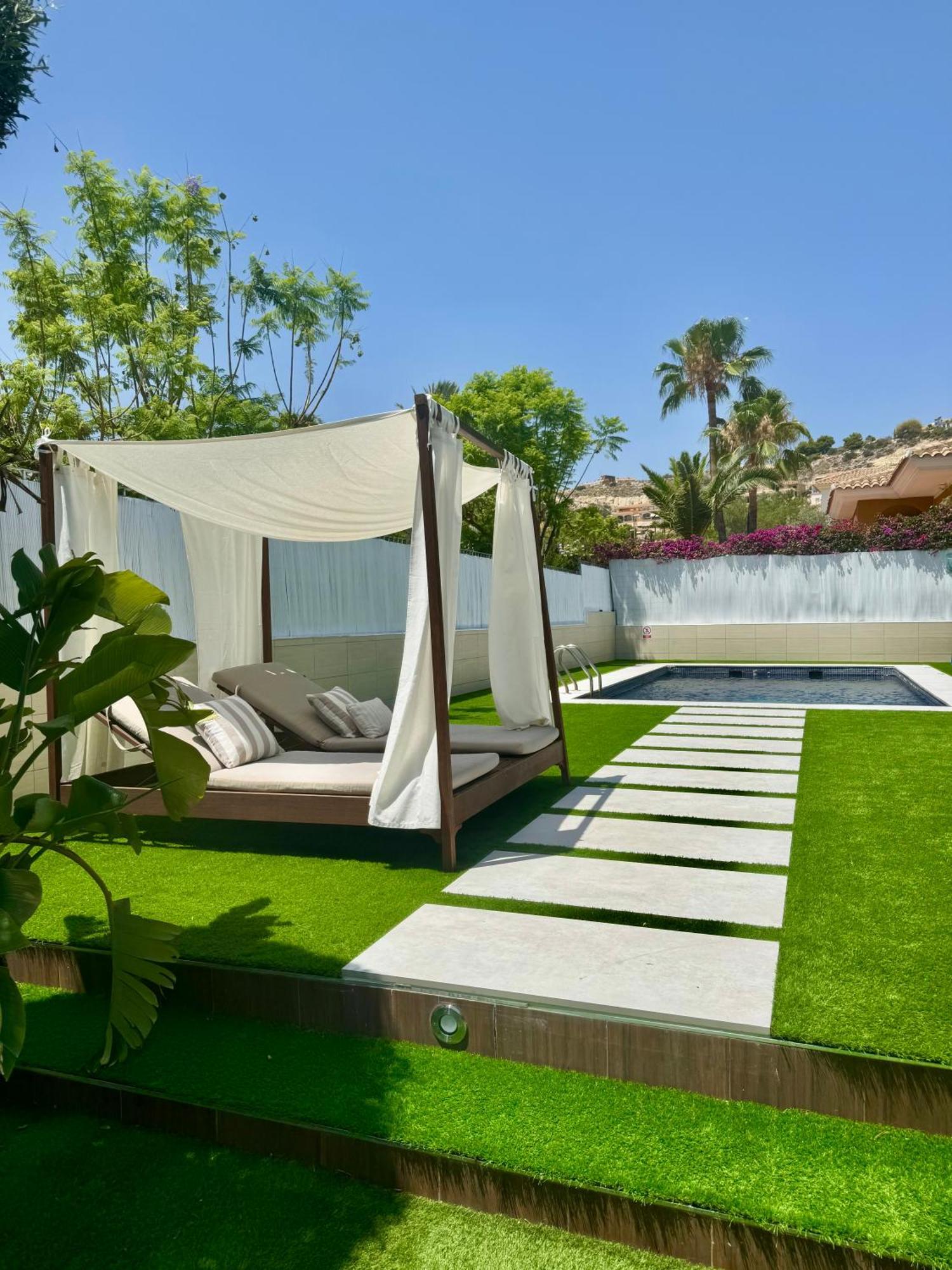 Chalet Exclusivo Bonalba Alicante Exteriör bild